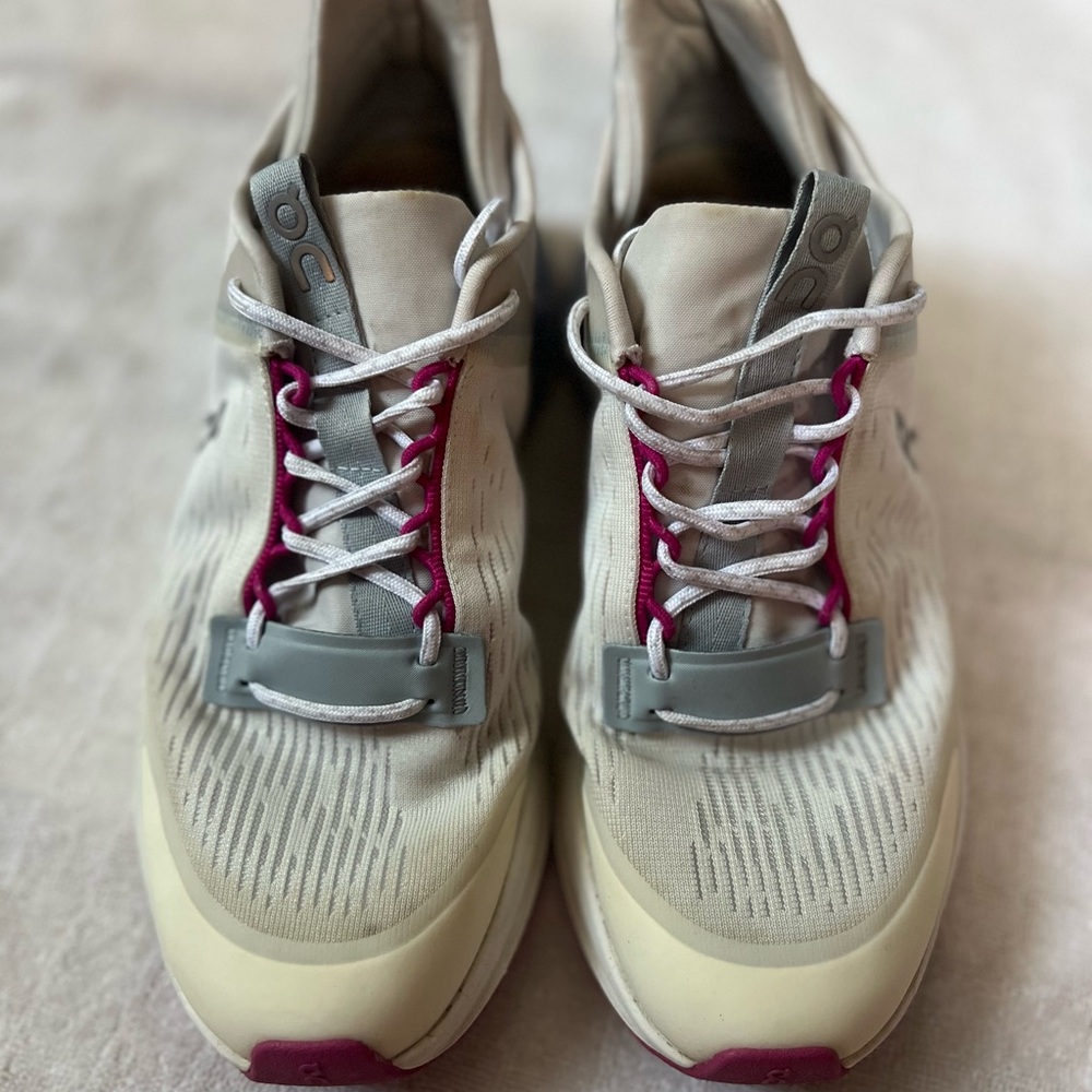 Women’s Cloudnova Flux